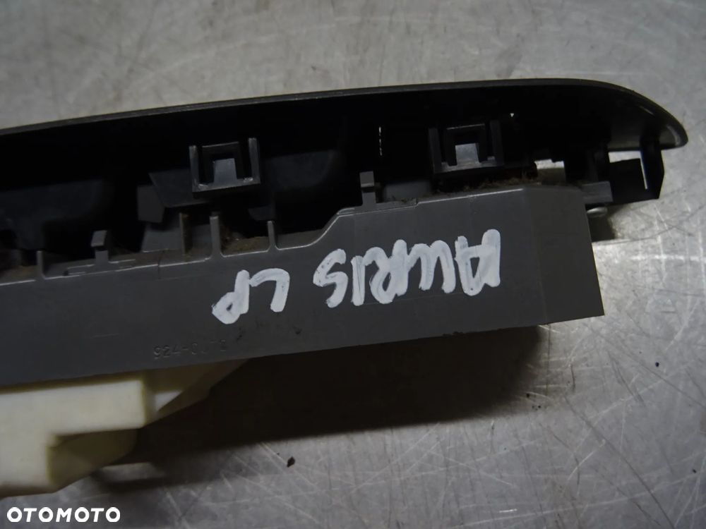TOYOTA AURIS 06-09 1.4 D4D PANEL PRZEŁĄCZNIKI SZYB 7423202550 - 2