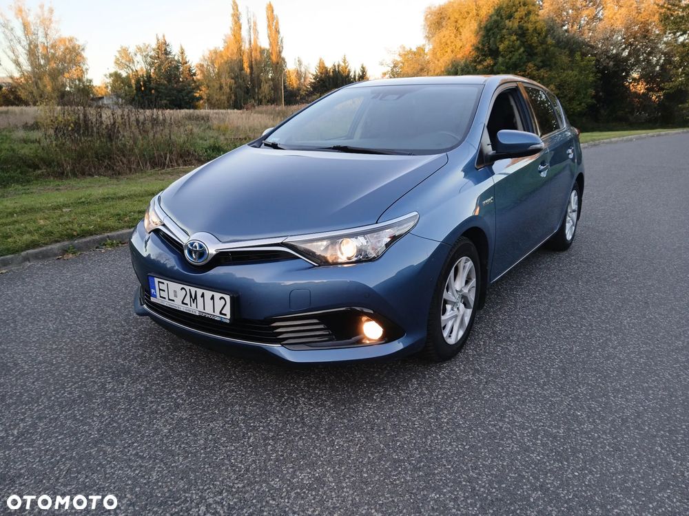 Toyota Auris Hybrid 135 Premium - 17