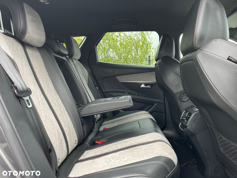 Peugeot 3008 1.6 PureTech Hybrid4 PHEV GT Pack S&S EAT8 - 22