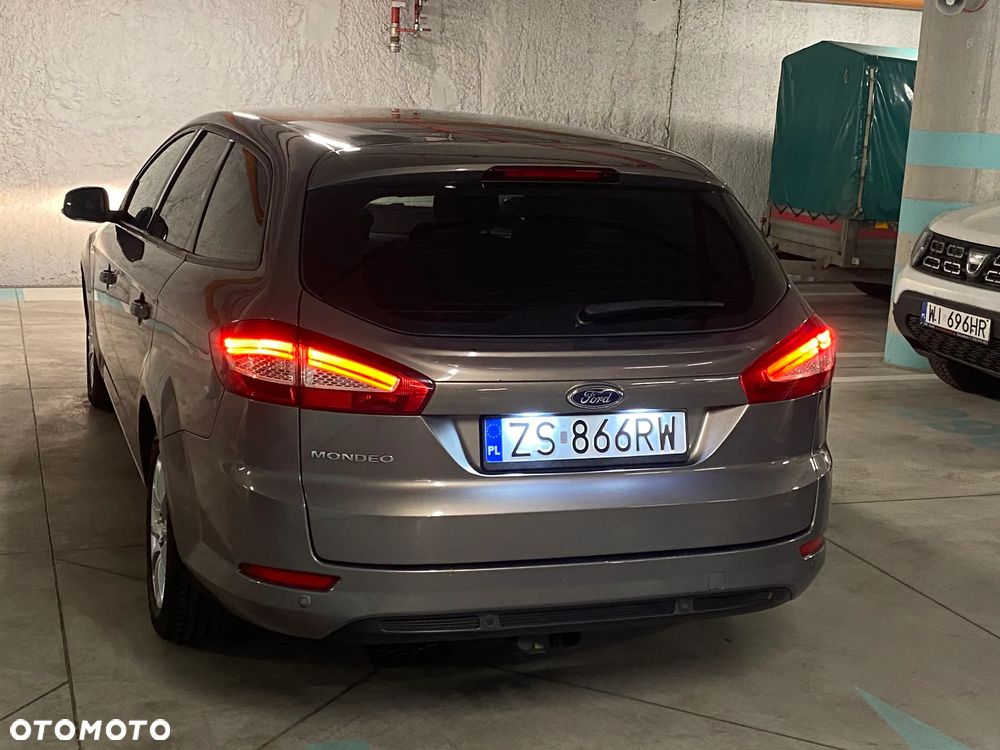 Ford Mondeo 1.6 TDCi Ambiente - 13