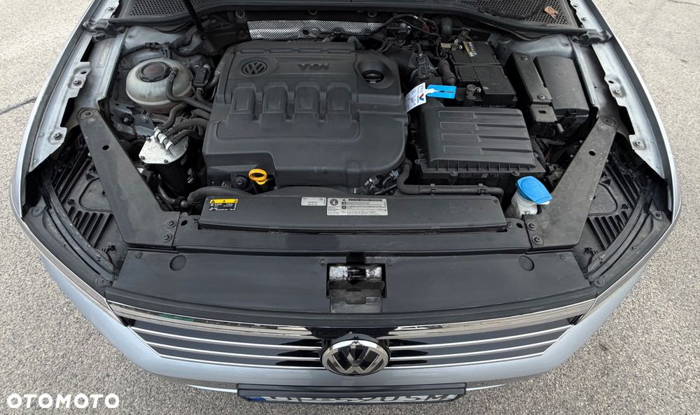 Volkswagen Passat 1.6 TDI BMT Comfortline - 7