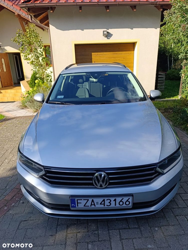 Volkswagen Passat 2.0 TDI BMT Trendline - 4