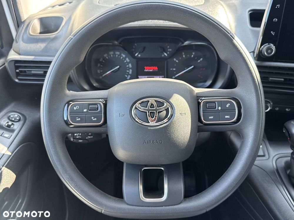 Toyota PROACE CITY - 23