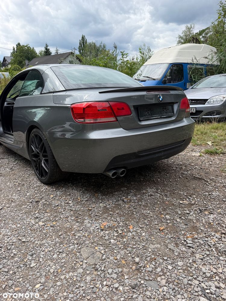 BMW Seria 3 325i - 3