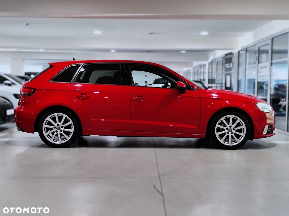 Audi A3 Sportback - 6