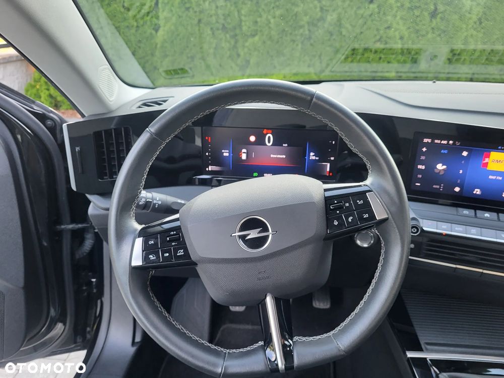 Opel Astra 1.2 Turbo Business Edition - 12