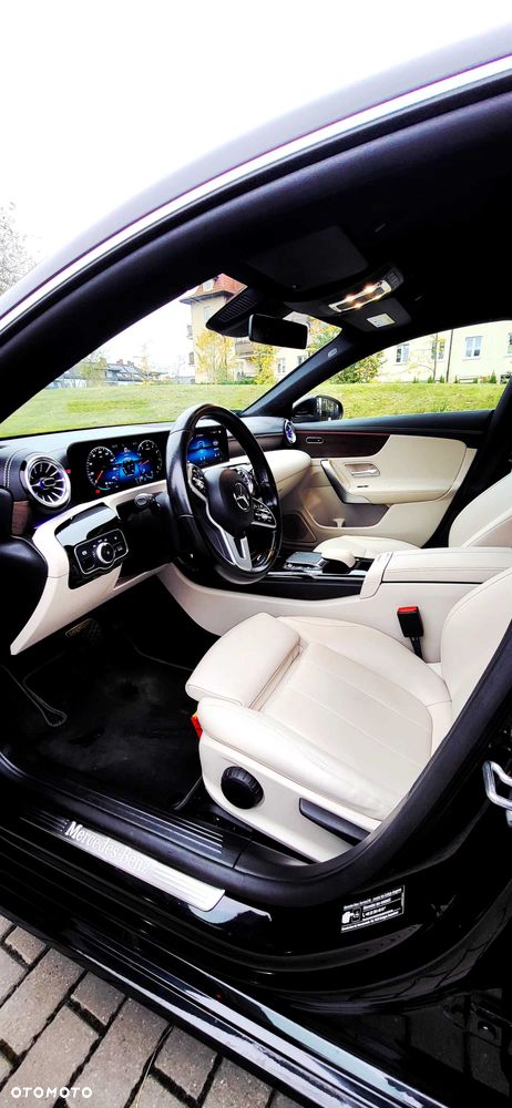 Mercedes-Benz CLA - 4