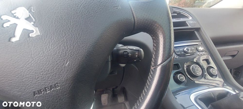 Peugeot 5008 ver-2-0-bluehdi-style-7os - 13