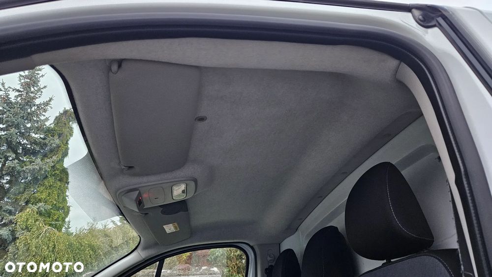 Opel Vivaro 120KM - 14