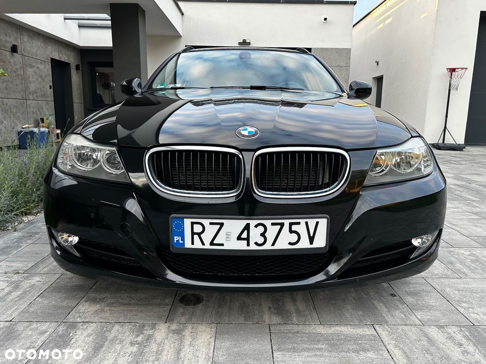 BMW Seria 3 318i - 15