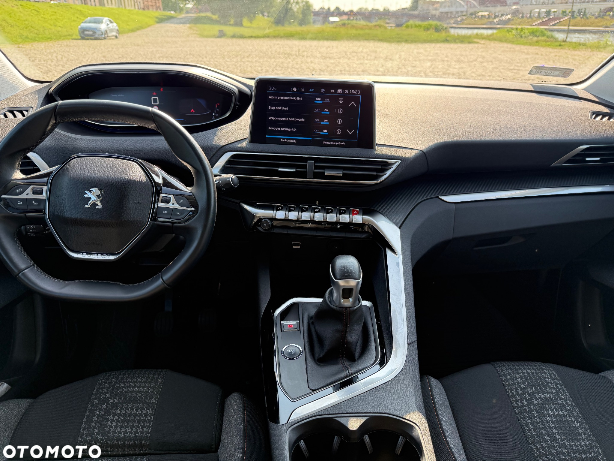 Peugeot 3008 1.2 PureTech GPF Active S&S - 18