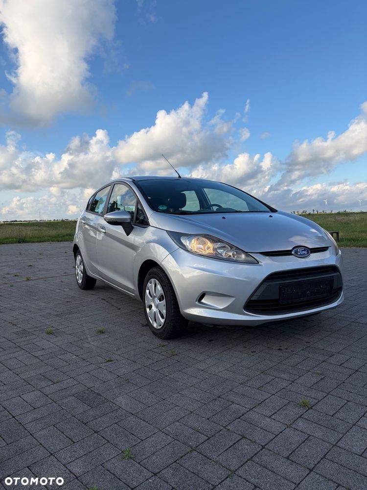 Ford Fiesta 1.25 Ambiente - 1