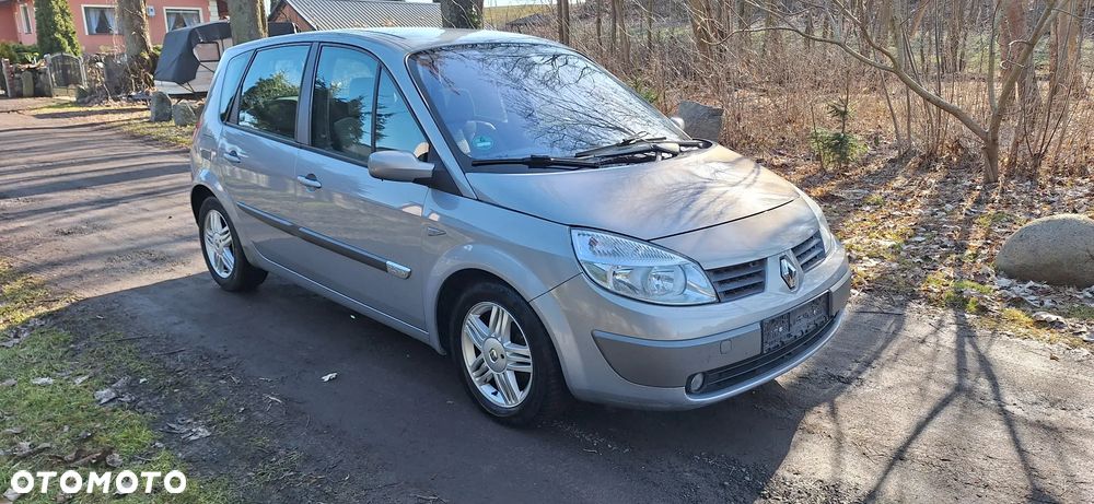 Renault Scenic 2.0 16V Luxe Expression - 1