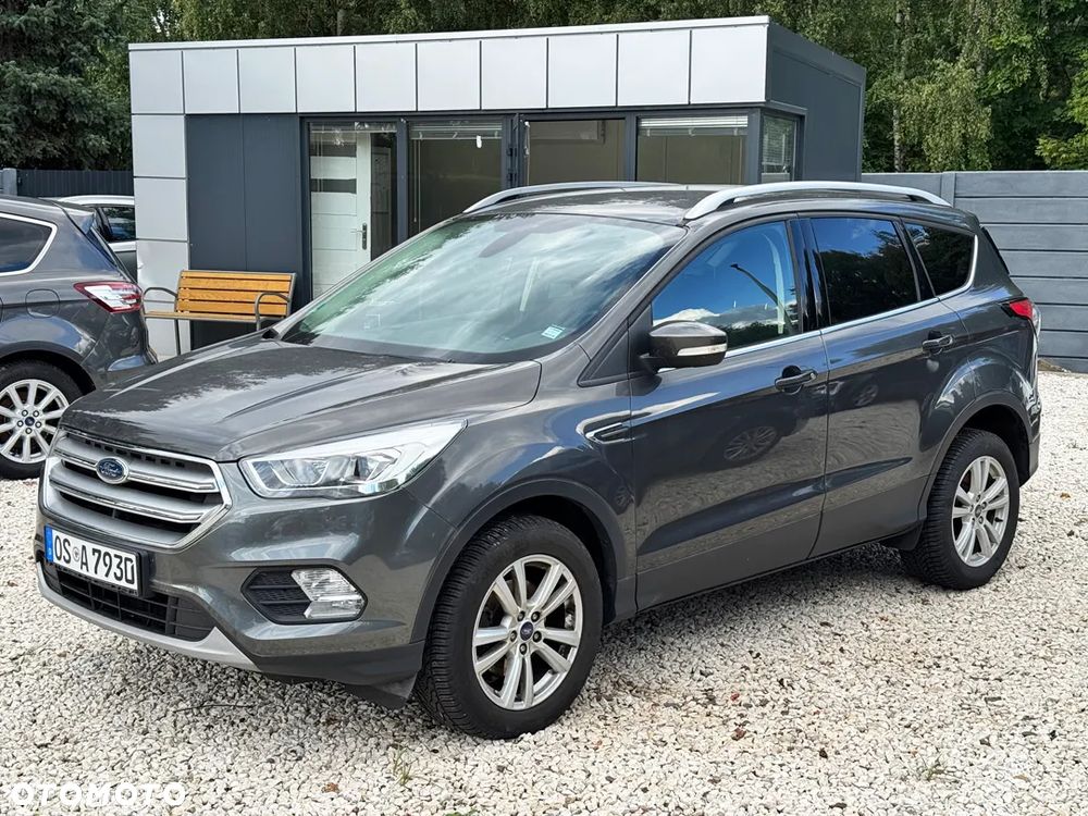 Ford Kuga 1.5 EcoBoost 2x4 Titanium - 2