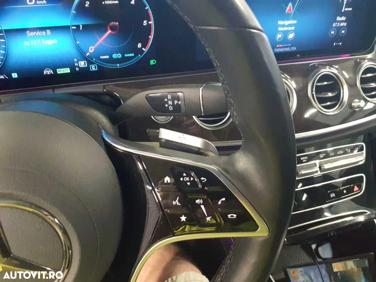 Mercedes-Benz E 300 d 4Matic 9G-TRONIC Exclusive - 10