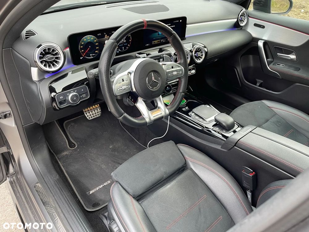 Mercedes-Benz Klasa A 35 AMG 4-Matic 7G-DCT - 9