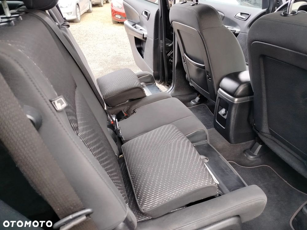 Fiat Freemont 2.0 Multijet 16V DPF Urban - 39
