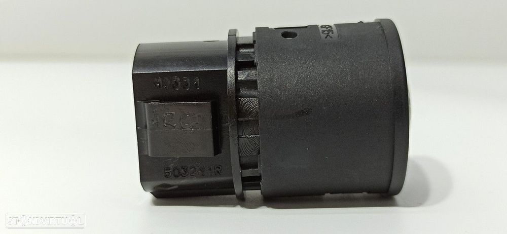 INSERIR INTERRUPTOR DE PARADA RENAULT MEGANE IV BERLINA 5P EXPERIENCE - 2