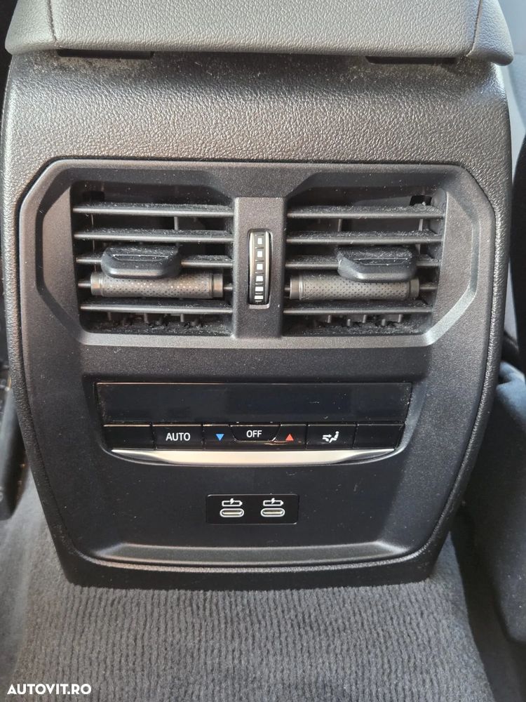 BMW Seria 3 320d xDrive AT MHEV - 32