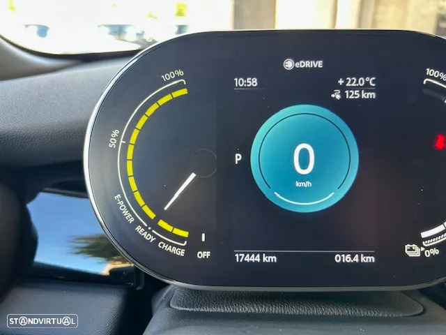 MINI 3 Portas Cooper SE Premium Extra Yours - 26