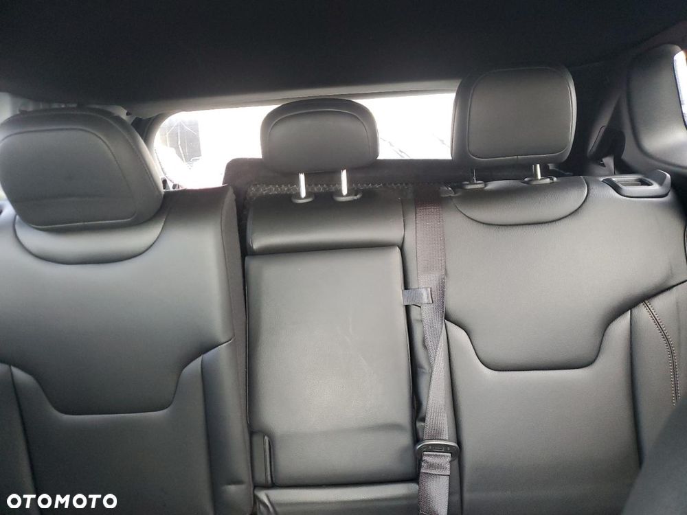 Jeep Compass - 10
