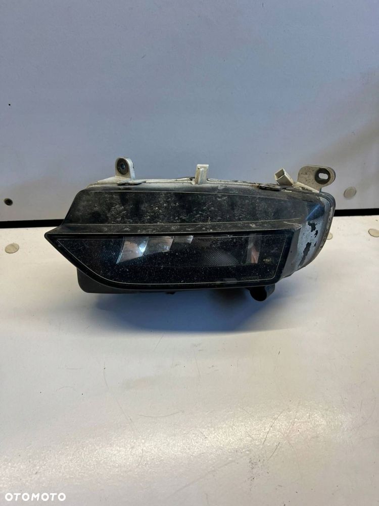 8K0 941 700 A Światło przeciwmgłowe Audi A4 S4 B8 8K 2013 PRAWA PRZÓD - 1