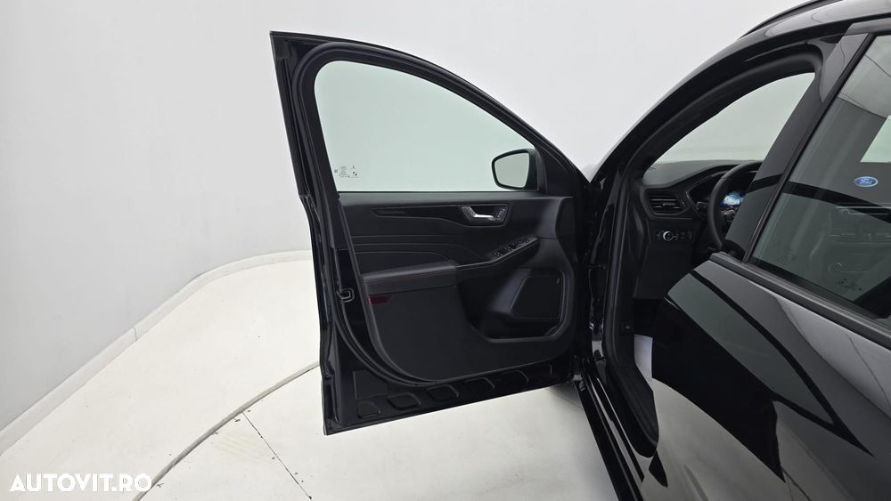Ford Kuga - 10