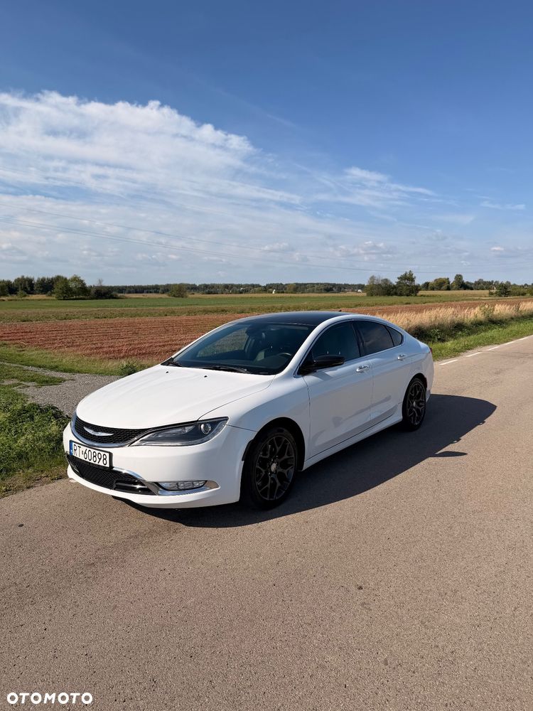 Chrysler 200 - 6