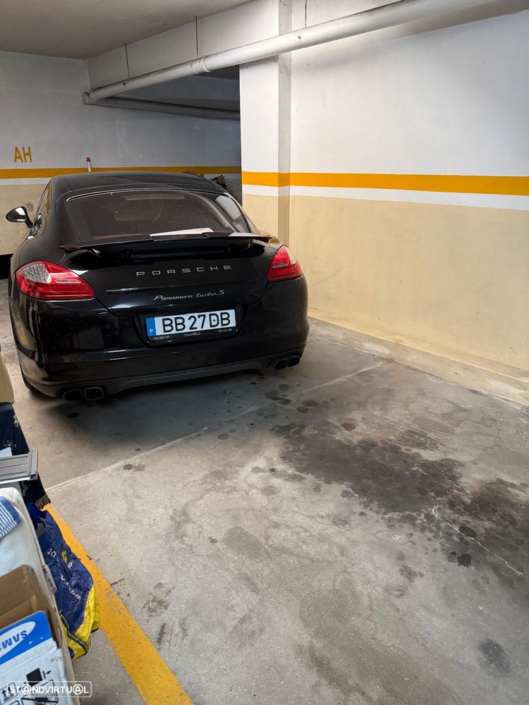 Porsche Panamera Turbo S PDK - 28