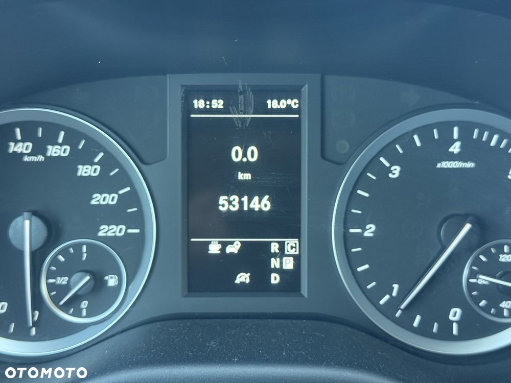 Mercedes-Benz VITO - 16