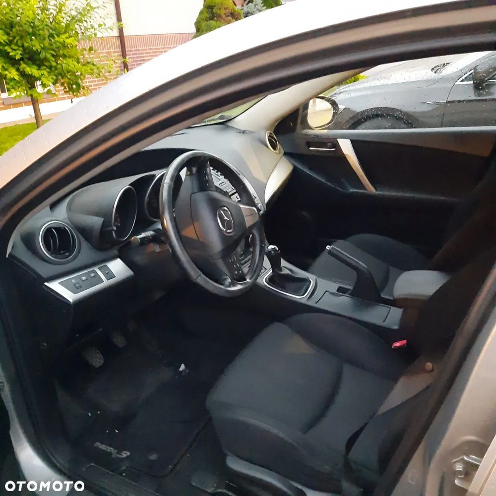 Mazda 3 - 6