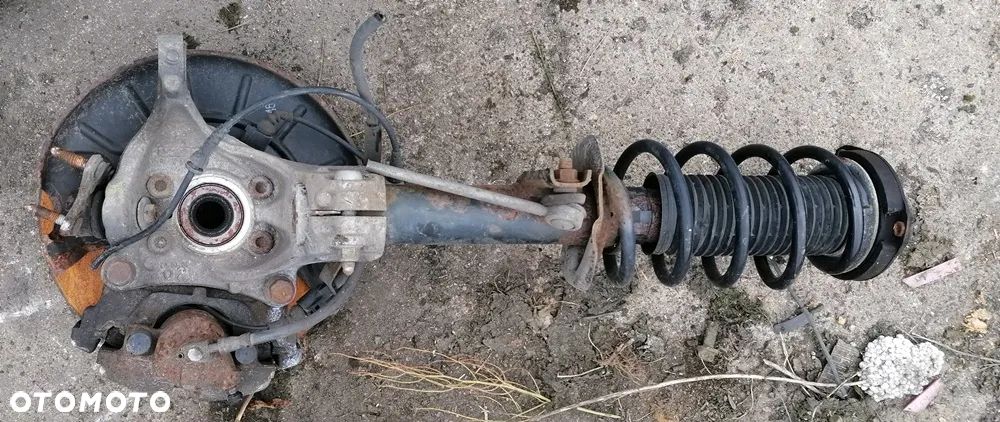 VW PASSAT B7 10r 1.4 TSI MCPERSON LEWY PRZÓD 3C0413031AT - 3