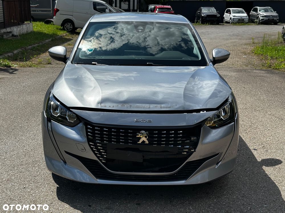 Peugeot 208 - 1