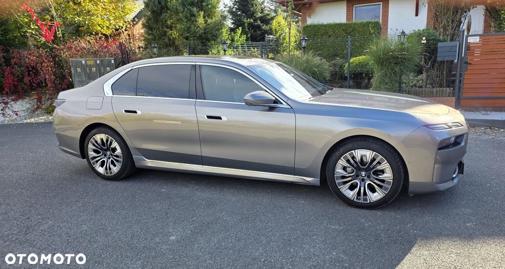BMW Seria 7 740d xDrive - 2