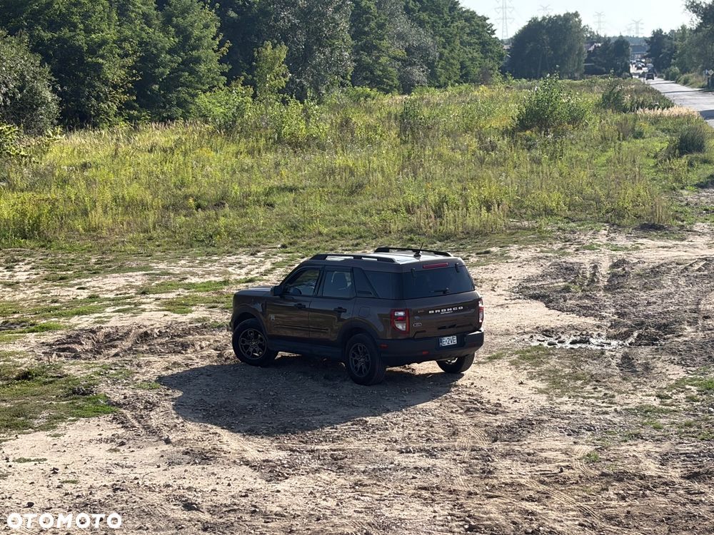 Ford Bronco - 7