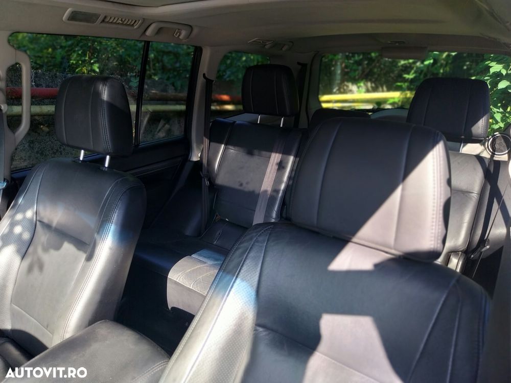 Mitsubishi Pajero - 5