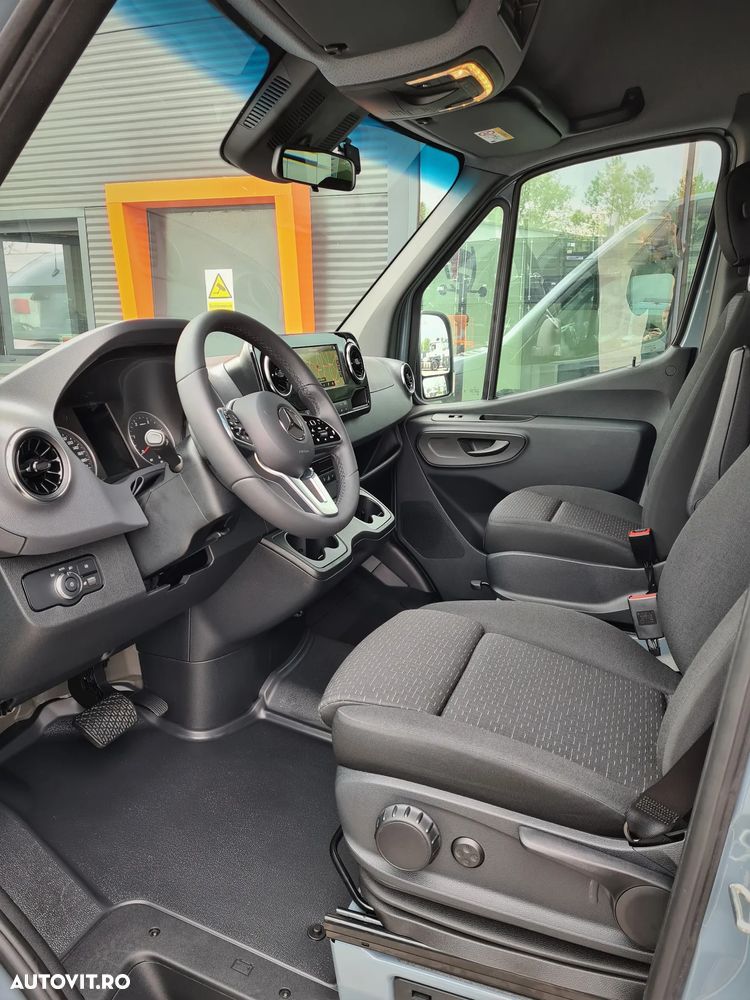 Mercedes-Benz Sprinter 319 CDI CD L2 190 CP RWD 9AT+ SELECT - 13