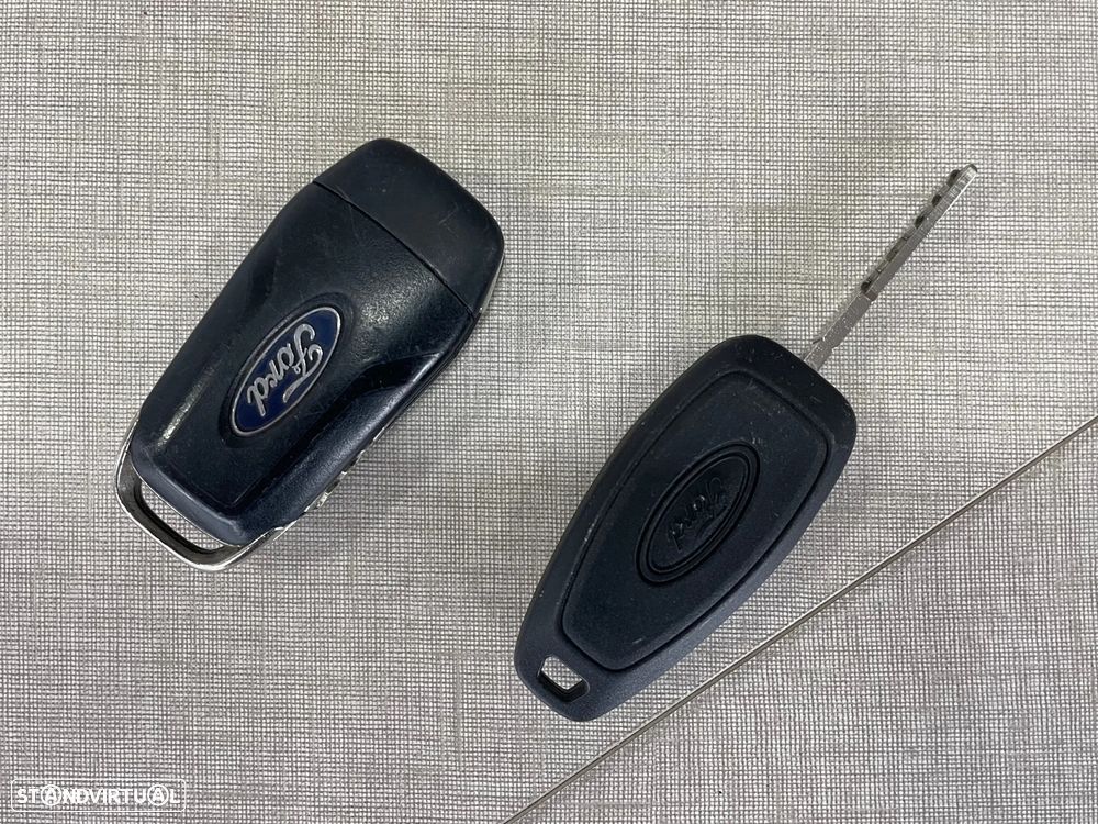 Ford Transit Connect 1.5 TDCI Longa IVA Dedutível - 25