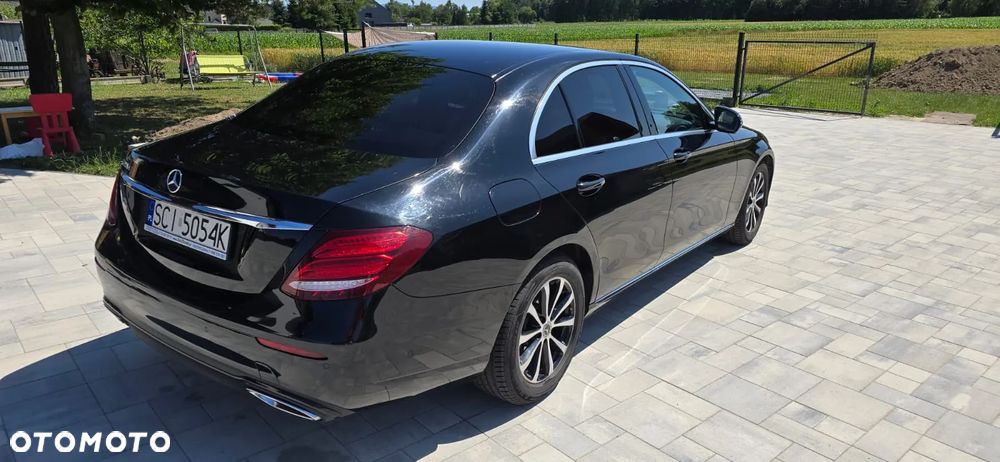 Mercedes-Benz Klasa E 200 d 9G-TRONIC - 2