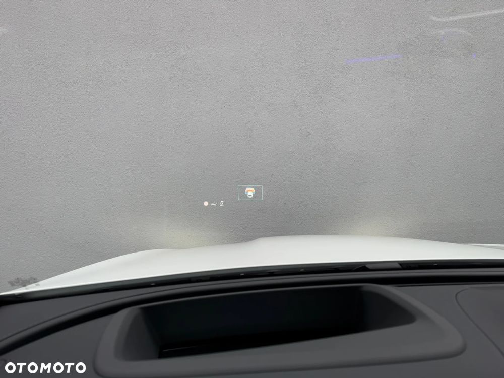 Mercedes-Benz GLC - 27