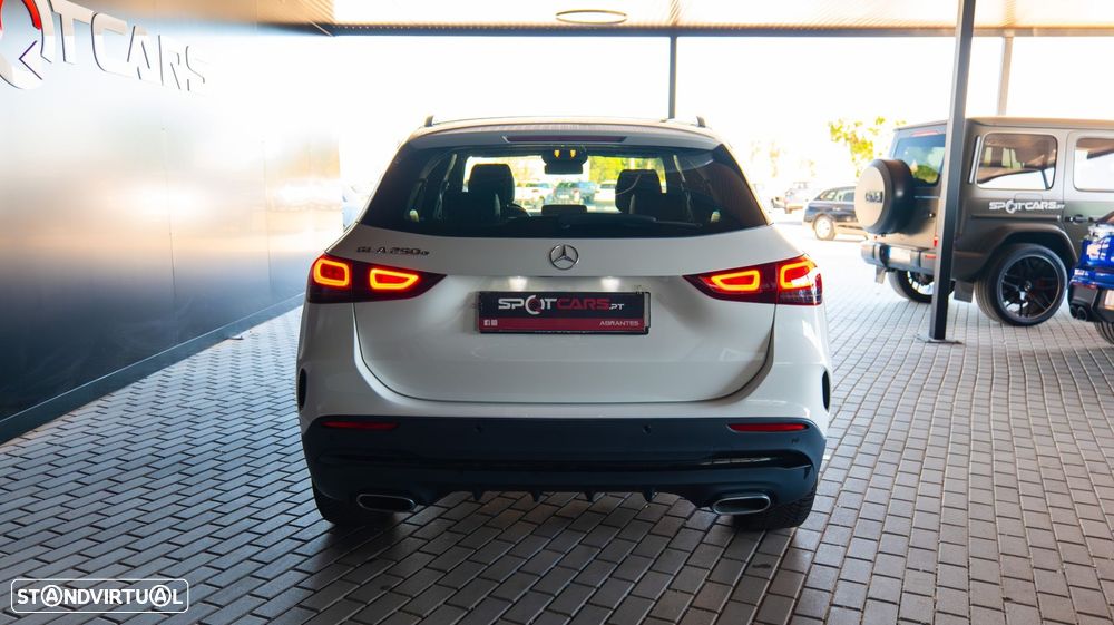 Mercedes-Benz GLA 250 e AMG Line - 8