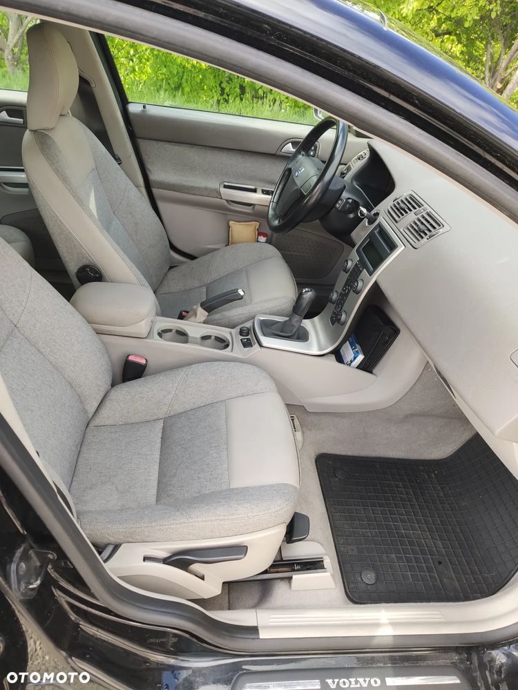 Volvo V50 2.0D - 8