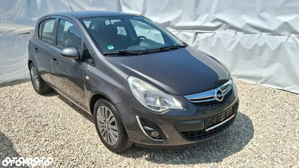 Opel Corsa 1.2 16V Color Edition