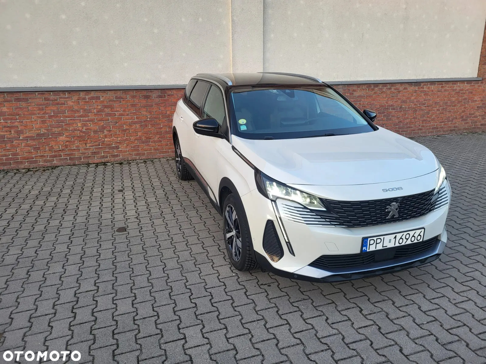 Peugeot 5008 1.5 BlueHDi Active S&S EAT8 - 2