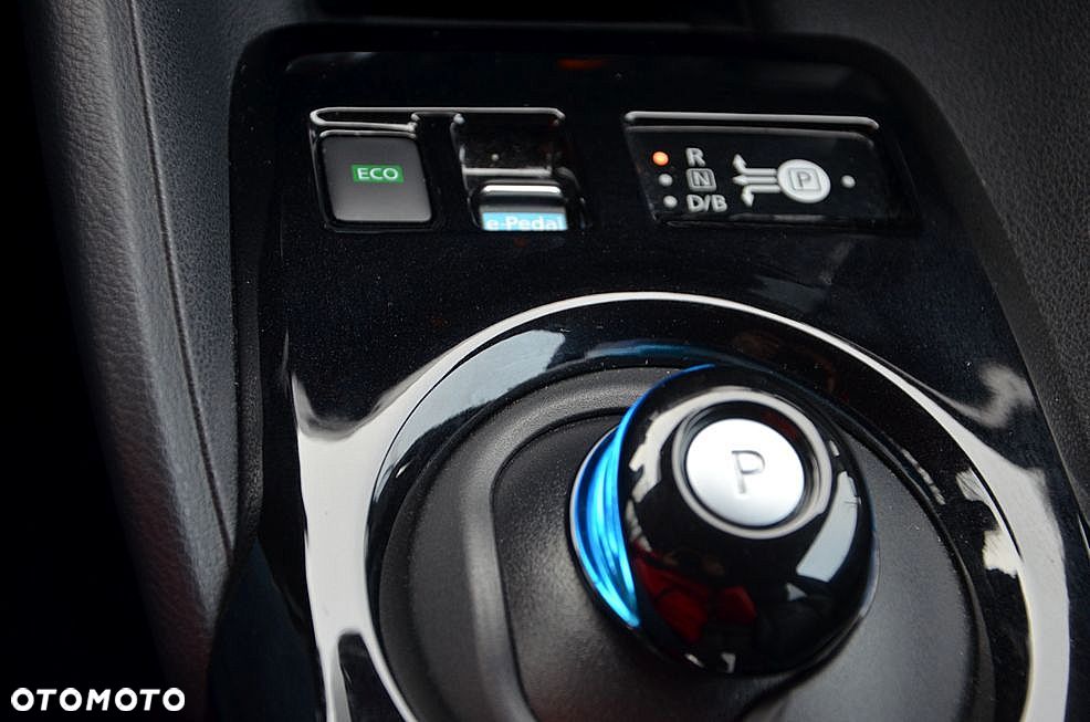 Nissan Leaf 40 kWh N-CONNECTA - 21