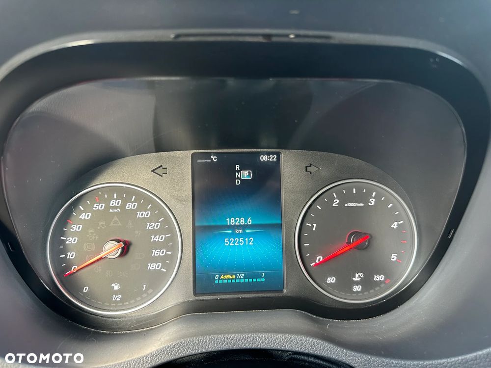 Mercedes-Benz Sprinter - 15