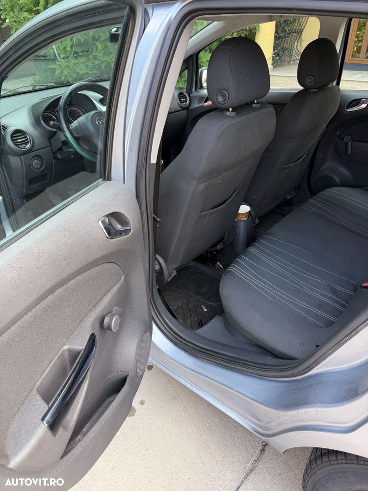 Opel Corsa 1.4i Enjoy - 9