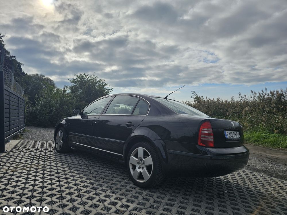 Skoda Superb - 3