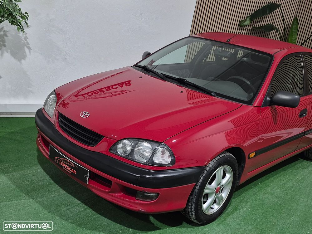 Toyota Avensis Liftback 1.6 Terra JE - 3