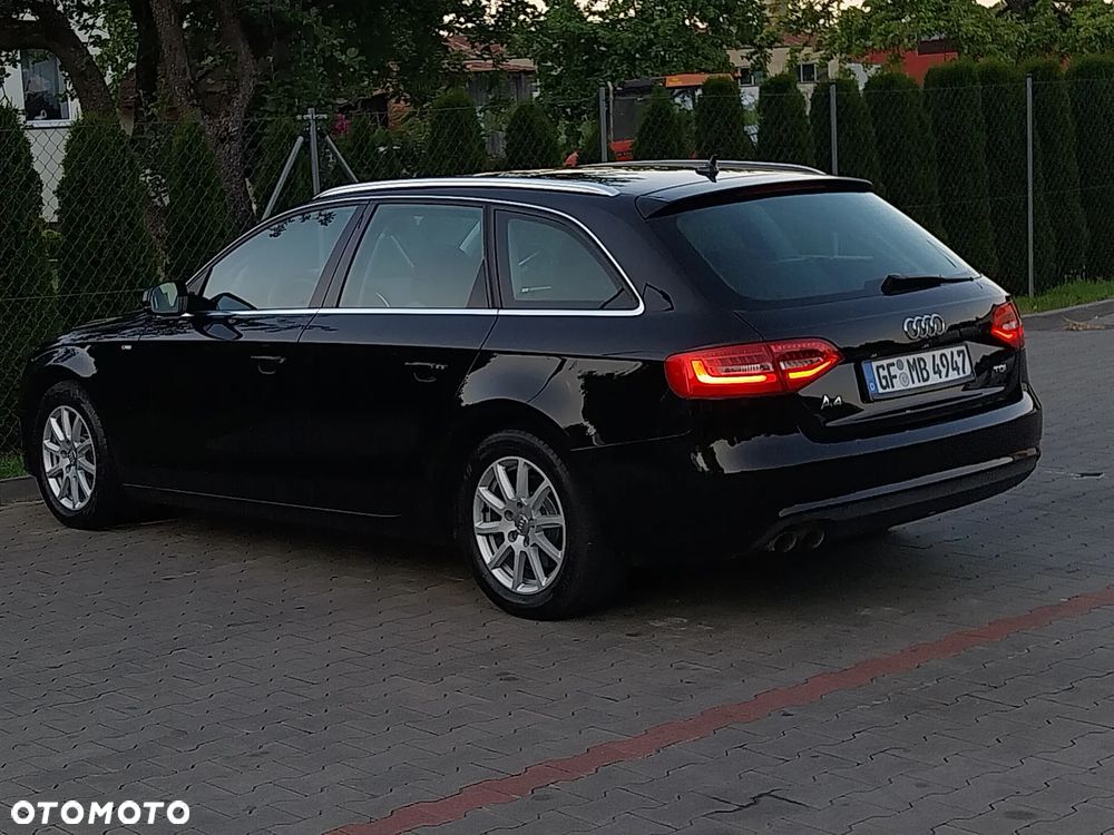 Audi A4 Avant 2.0 TDI DPF S line Sportpaket - 6